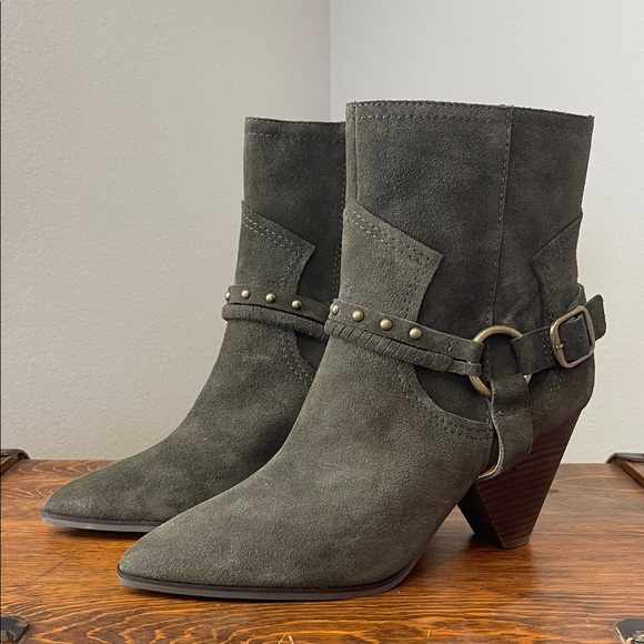 Lucky Brand MAJOKO- Olive Colored Suede Ankle Booties - Picture 2 of 6